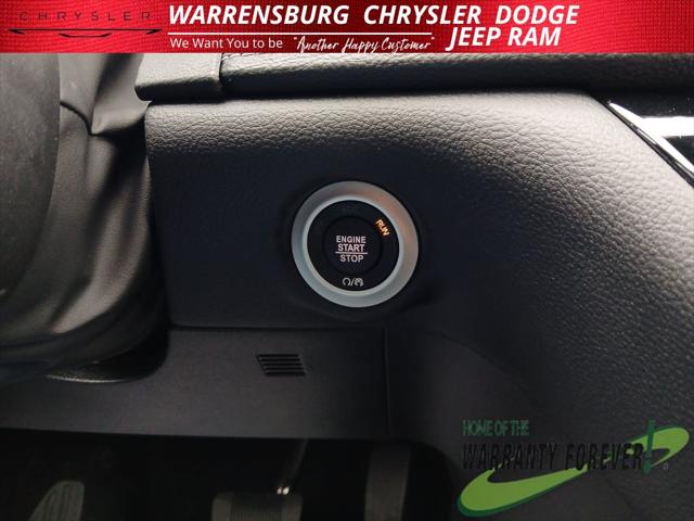 2026 Chrysler Pacifica Select AWD