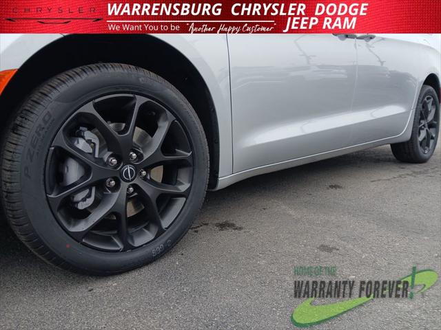 2026 Chrysler Pacifica Select AWD