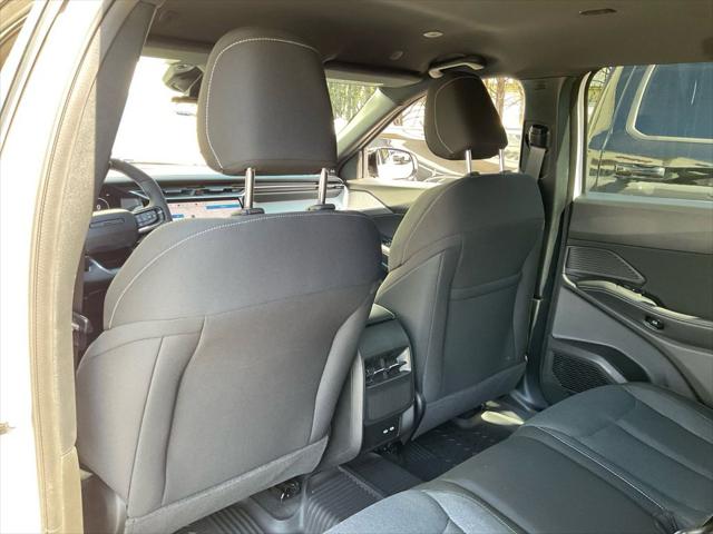 2026 Jeep Cherokee Laredo 4x4