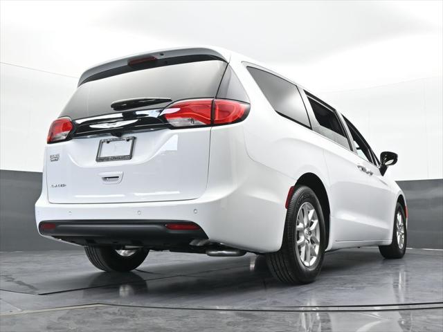 2026 Chrysler Voyager LX