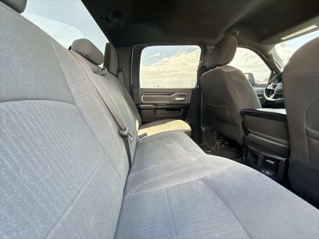 2023 Ram 3500 Big Horn Crew Cab 4x4 8' Box