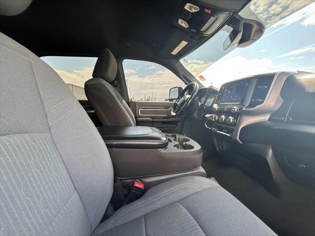 2023 Ram 3500 Big Horn Crew Cab 4x4 8' Box
