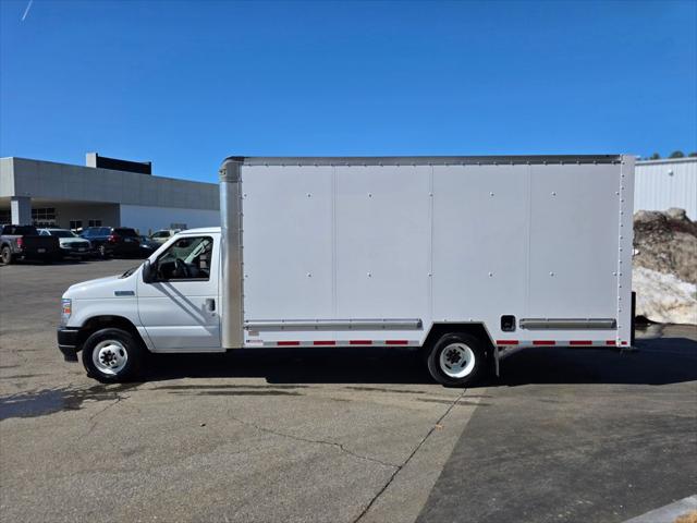 2024 Ford E-350 Cutaway Base