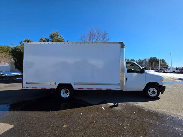 2024 Ford E-350 Cutaway Base