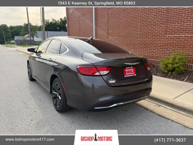 2015 Chrysler 200 Limited