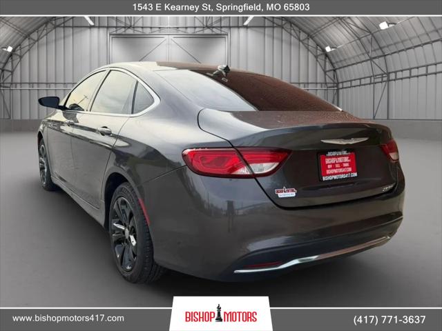 2015 Chrysler 200 Limited