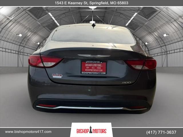 2015 Chrysler 200 Limited