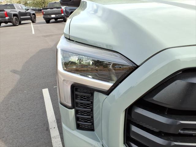 2026 Toyota Tundra SR5 CrewMax 5.5' Bed