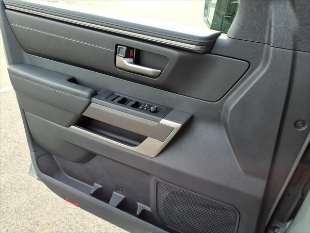 2026 Toyota Tundra SR5 CrewMax 5.5' Bed