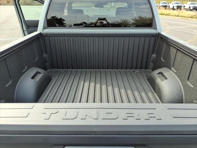 2026 Toyota Tundra SR5 CrewMax 5.5' Bed