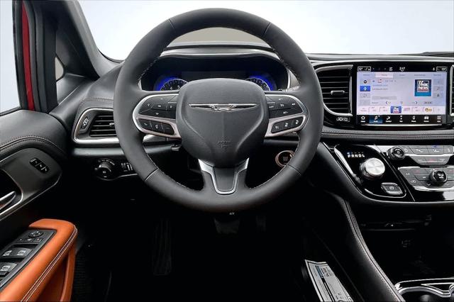 2026 Chrysler Pacifica Pinnacle AWD