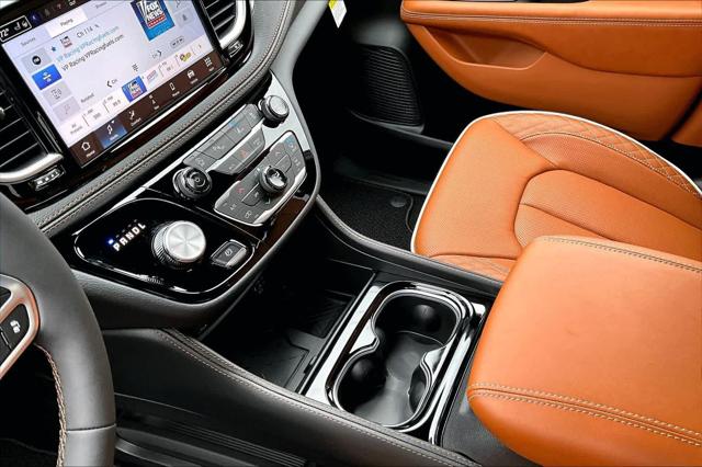 2026 Chrysler Pacifica Pinnacle AWD