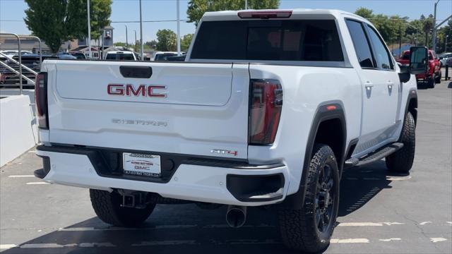 2026 GMC Sierra 2500HD Crew Cab, Standard Bed, AT4, 4WD