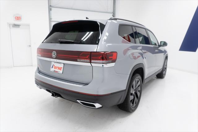 2026 Volkswagen Atlas SE with Technology