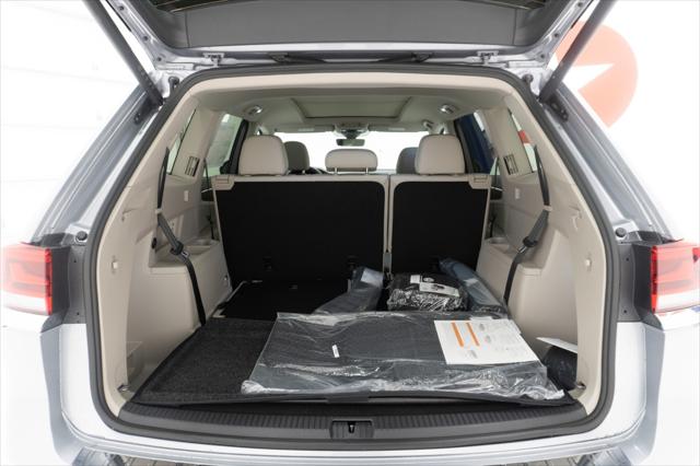2026 Volkswagen Atlas SE with Technology