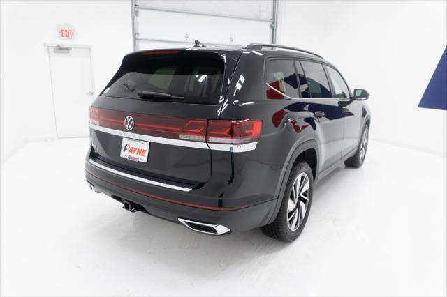 2026 Volkswagen Atlas SE with Technology