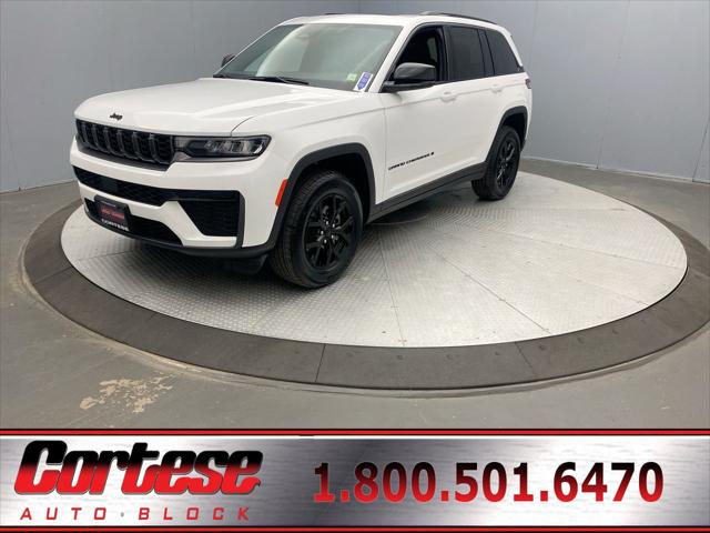 2026 Jeep Grand Cherokee Altitude 4x4 for sale in Rochester, NY