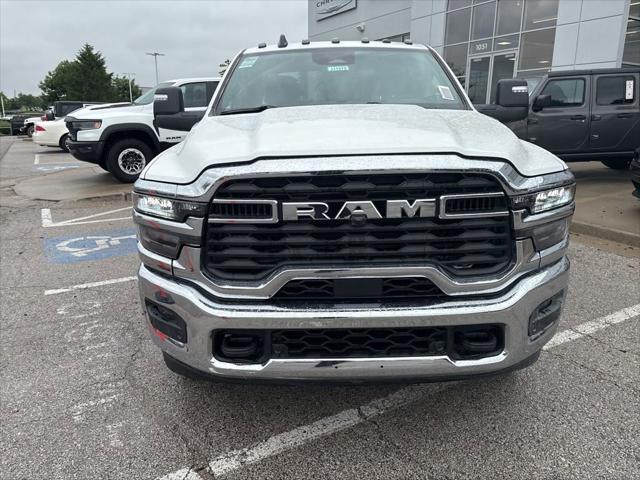 2026 Ram 3500 Big Horn Crew Cab 4x4 8' Box