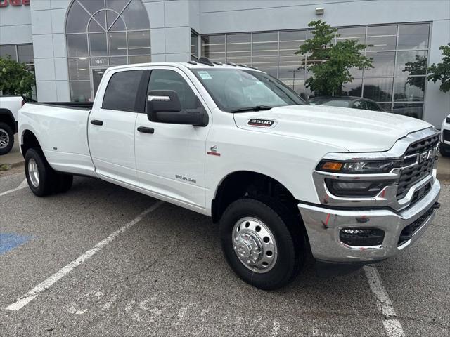 2026 Ram 3500 Big Horn Crew Cab 4x4 8' Box