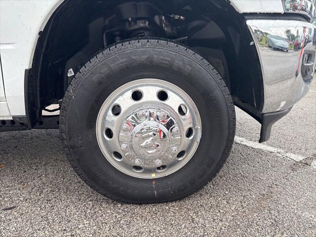 2026 Ram 3500 Big Horn Crew Cab 4x4 8' Box