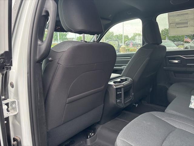2026 Ram 3500 Big Horn Crew Cab 4x4 8' Box