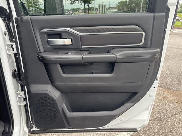 2026 Ram 3500 Big Horn Crew Cab 4x4 8' Box
