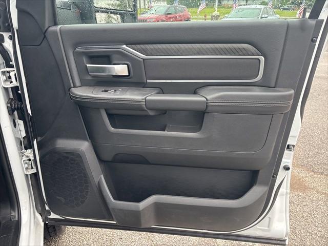 2026 Ram 3500 Big Horn Crew Cab 4x4 8' Box