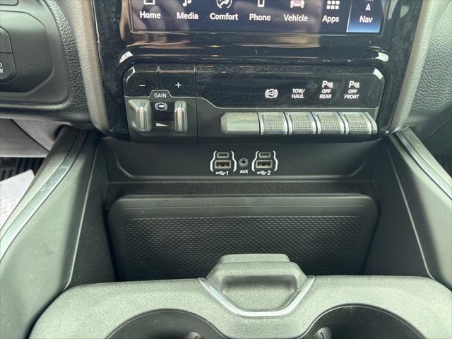2026 Ram 3500 Big Horn Crew Cab 4x4 8' Box