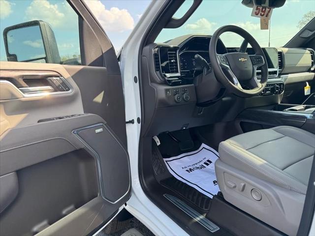 2026 Chevrolet Silverado 3500HD Crew Cab, Long Bed, LTZ Dual Rear Wheel, RWD