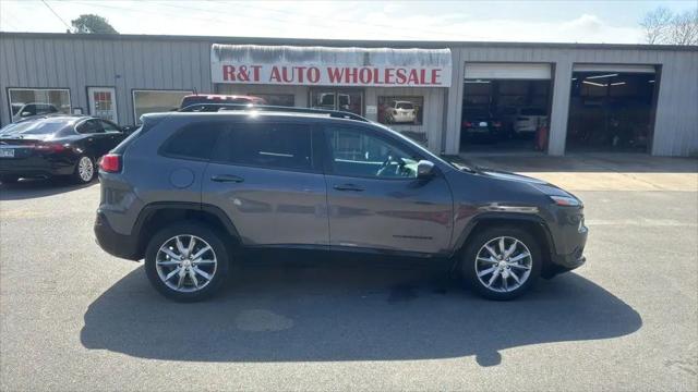 2018 Jeep Cherokee Latitude Tech Connect FWD for sale in Conway, AR