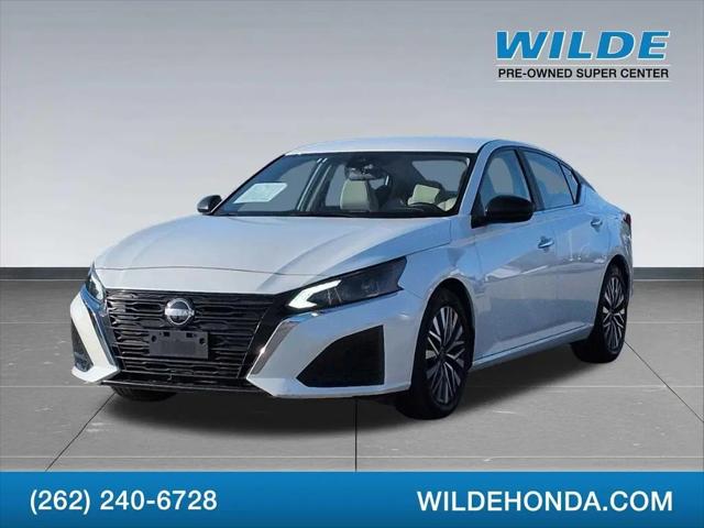 2025 Nissan Altima SV FWD for sale in Waukesha, WI