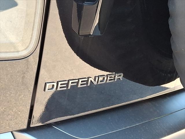 2026 Land Rover Defender P500 V8