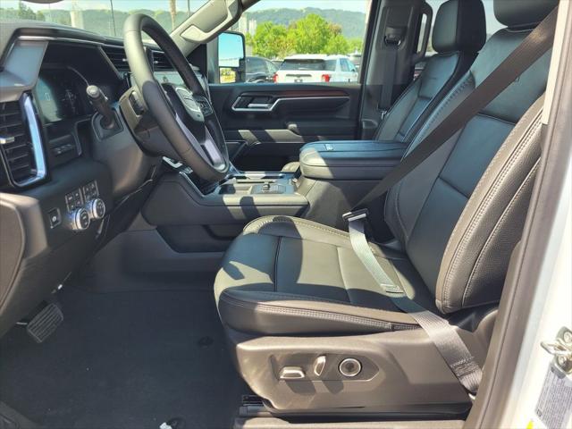 2026 GMC Sierra 3500HD Crew Cab, Long Bed, Denali Dual Rear Wheel, 4WD