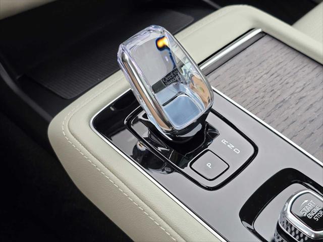 2026 Volvo XC90 Plug-In Hybrid Ultra, T8 AWD, Electric/Gasoline, Bright, 7 Seats