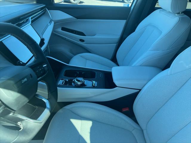 2026 Jeep Cherokee Laredo 4x4