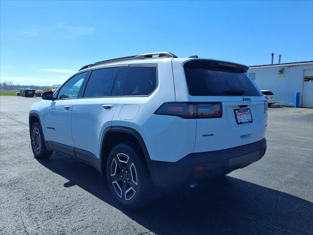 2026 Jeep Cherokee Laredo 4x4