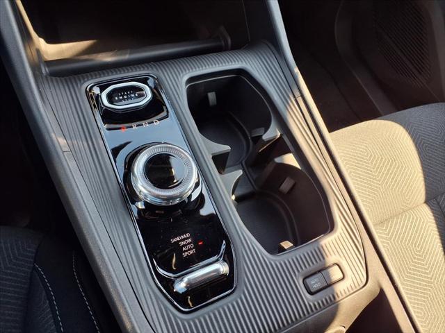 2026 Jeep Cherokee Laredo 4x4