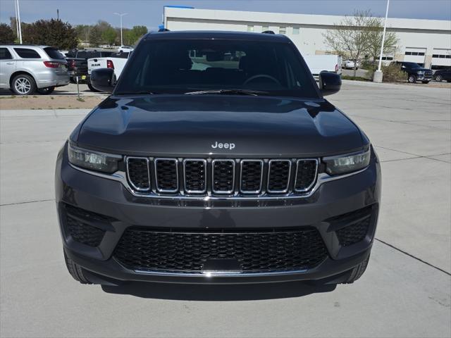 2026 Jeep Grand Cherokee GRAND CHEROKEE LAREDO X 4X4