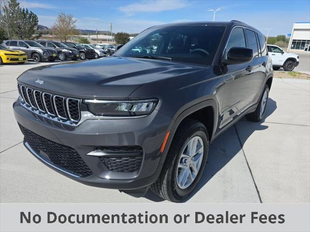 2026 Jeep Grand Cherokee GRAND CHEROKEE LAREDO X 4X4
