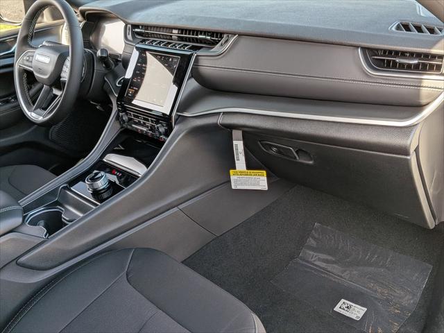 2026 Jeep Grand Cherokee Altitude 4x4