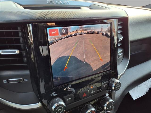 2026 Ram 1500 Express Crew Cab 4x4 5'7" Box