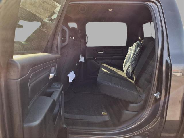 2026 Ram 1500 Express Crew Cab 4x4 5'7" Box