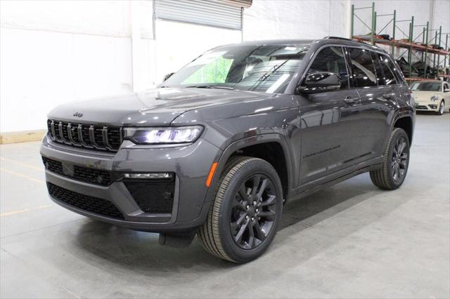 2026 Jeep Grand Cherokee GRAND CHEROKEE LIMITED RESERVE 4X4