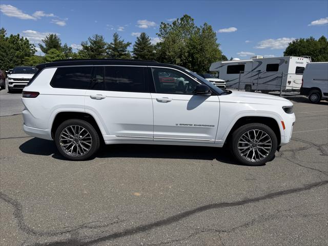 2026 Jeep Grand Cherokee GRAND CHEROKEE L SUMMIT 4X4