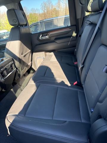 2024 GMC Sierra 2500HD 4WD Crew Cab Standard Bed Denali