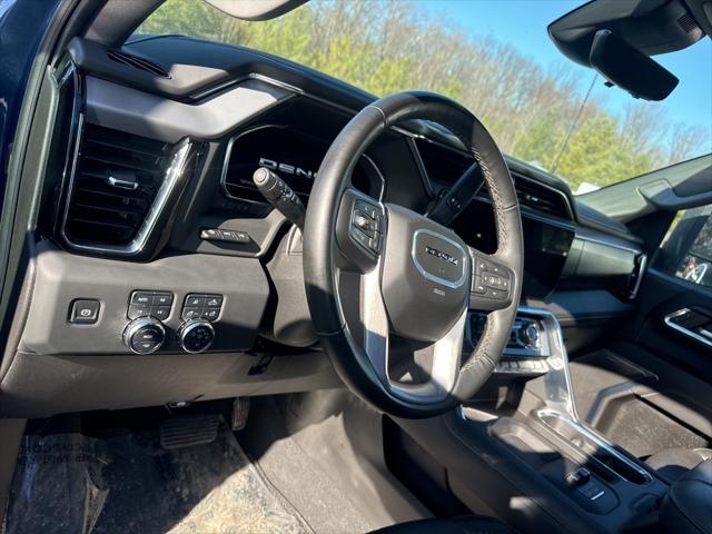 2024 GMC Sierra 2500HD 4WD Crew Cab Standard Bed Denali