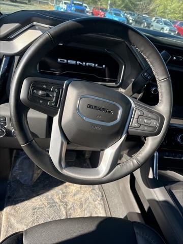 2024 GMC Sierra 2500HD 4WD Crew Cab Standard Bed Denali