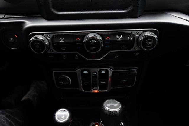 2020 Jeep Wrangler Sahara 4x4