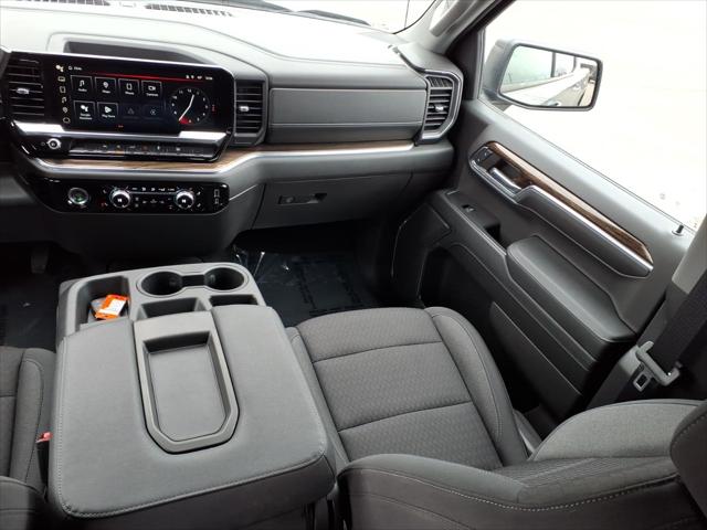 2024 GMC Sierra 1500 4WD Crew Cab Short Box Elevation with 3VL
