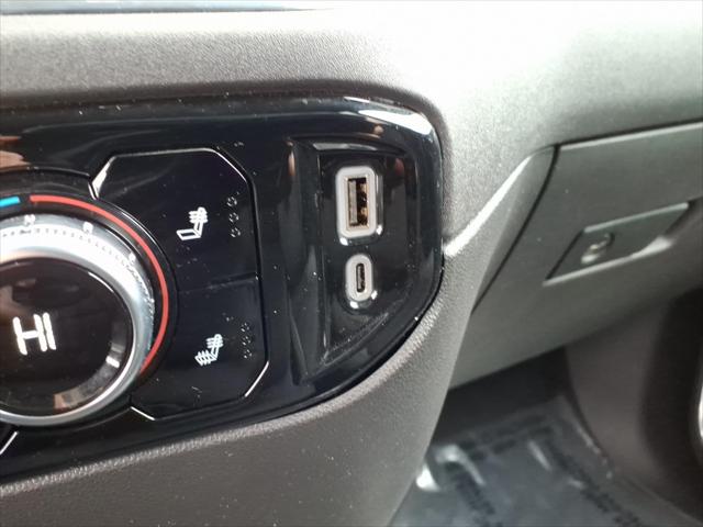 2024 GMC Sierra 1500 4WD Crew Cab Short Box Elevation with 3VL